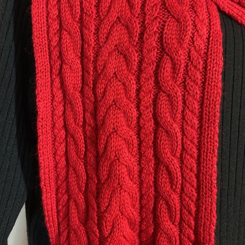 Talbots Scarf - Picture 3 of 5